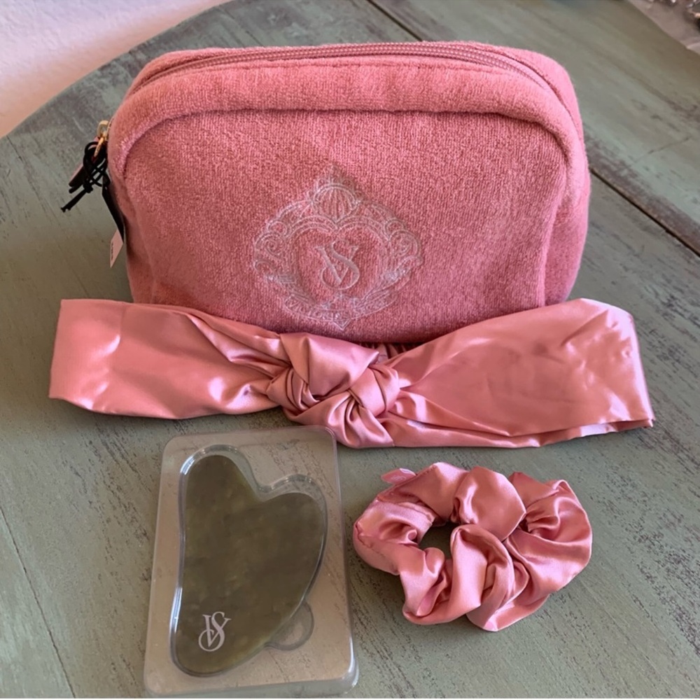 NEW 💕 Victoria's Secret Luxury Facial Self Care Spa Kit - Picture 10 of 11